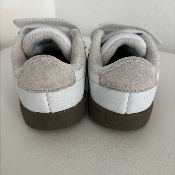 Adidas infant shoes with velcro straps - Picture 5 of 8